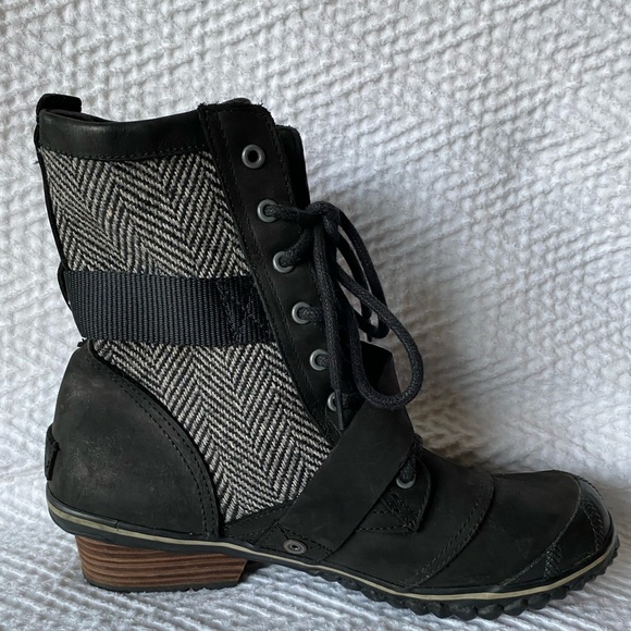 Sorel NWOT Women's Slimboot Lace Casual Boot 11 - Picture 7 of 15